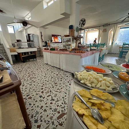 Hotel S'Ortale Con Parcheggio Interno E Ristorante All'Aperto Орозеи Экстерьер фото