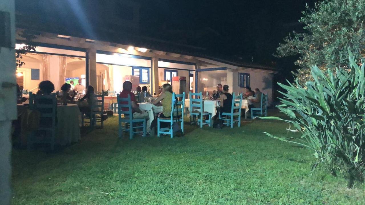 Hotel S'Ortale Con Parcheggio Interno E Ristorante All'Aperto Орозеи Экстерьер фото