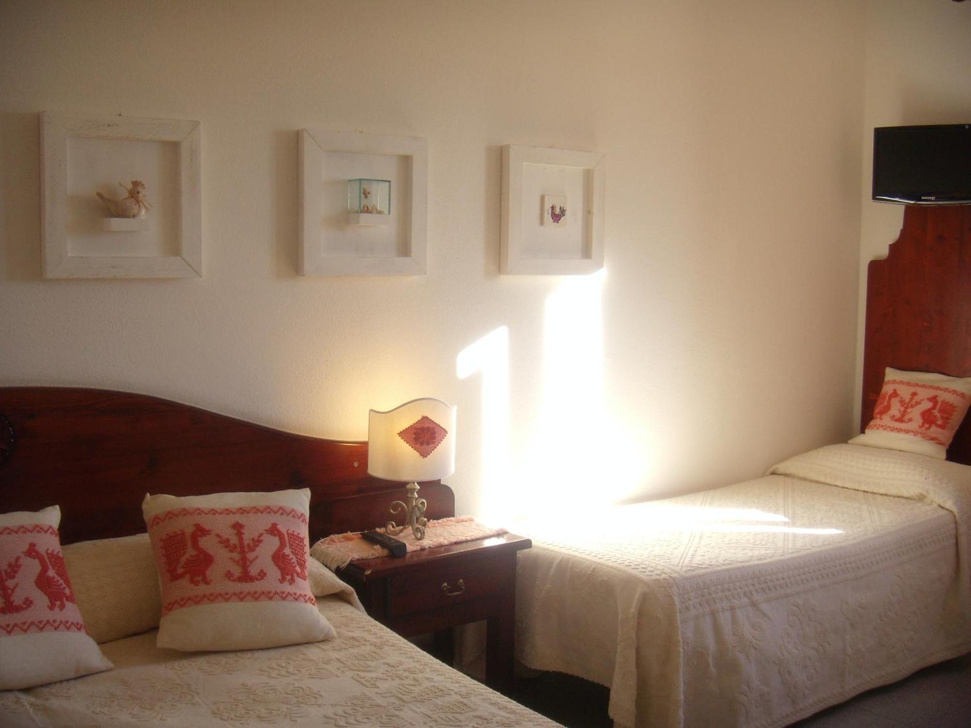 Hotel S'Ortale Con Parcheggio Interno E Ristorante All'Aperto Орозеи Экстерьер фото